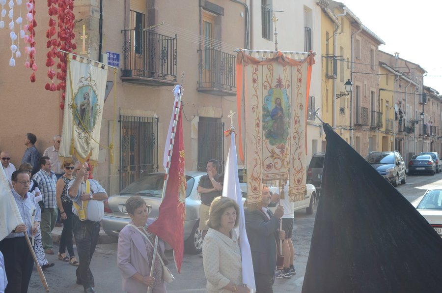 ../Bilder/2015/08/22/ElCarmenCoronacion1012/Fotos/LMS_4293.JPG