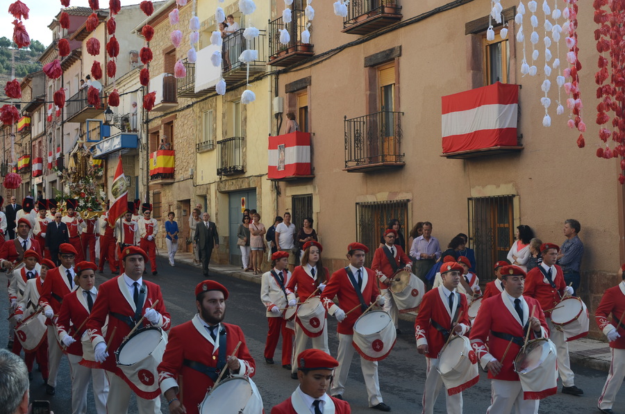 ../Bilder/2015/08/22/ElCarmenCoronacion1012/Fotos/LMS_4300.JPG