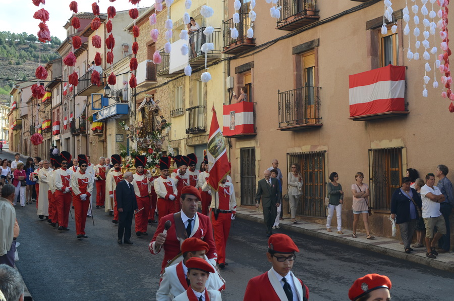 ../Bilder/2015/08/22/ElCarmenCoronacion1012/Fotos/LMS_4301.JPG