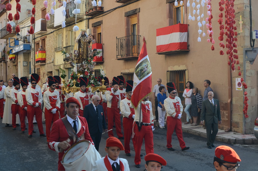 ../Bilder/2015/08/22/ElCarmenCoronacion1012/Fotos/LMS_4302.JPG