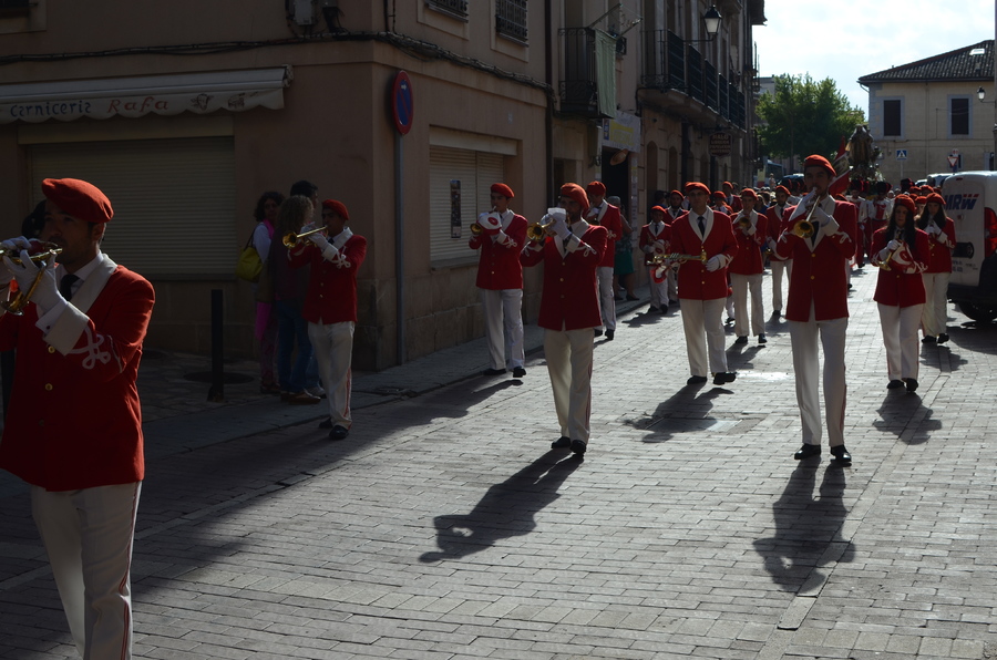 ../Bilder/2015/08/22/ElCarmenCoronacion1012/Fotos/LMS_4322.JPG