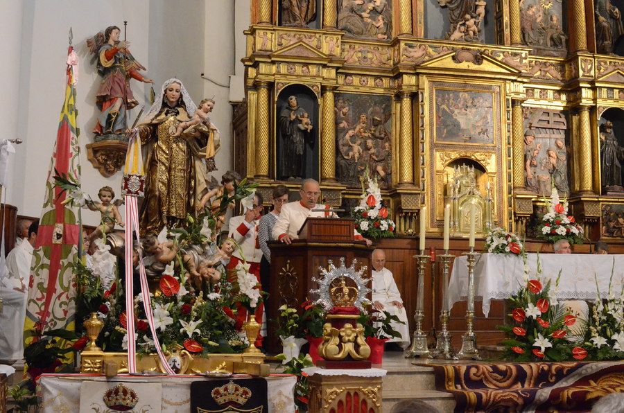 ../Bilder/2015/08/22/ElCarmenCoronacion1012/Fotos/LMS_4379.JPG