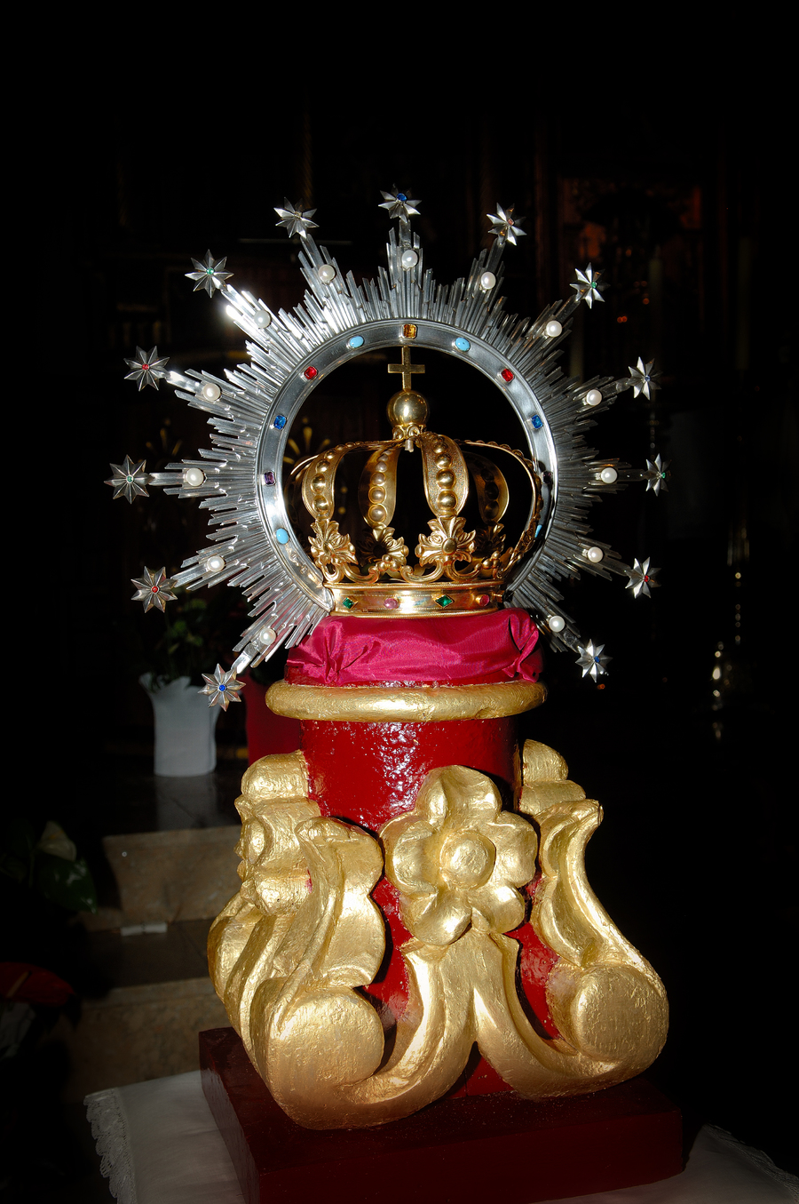 ../Bilder/2015/08/22/ElCarmenCoronacion1036/Fotos/Coronacion001.jpg
