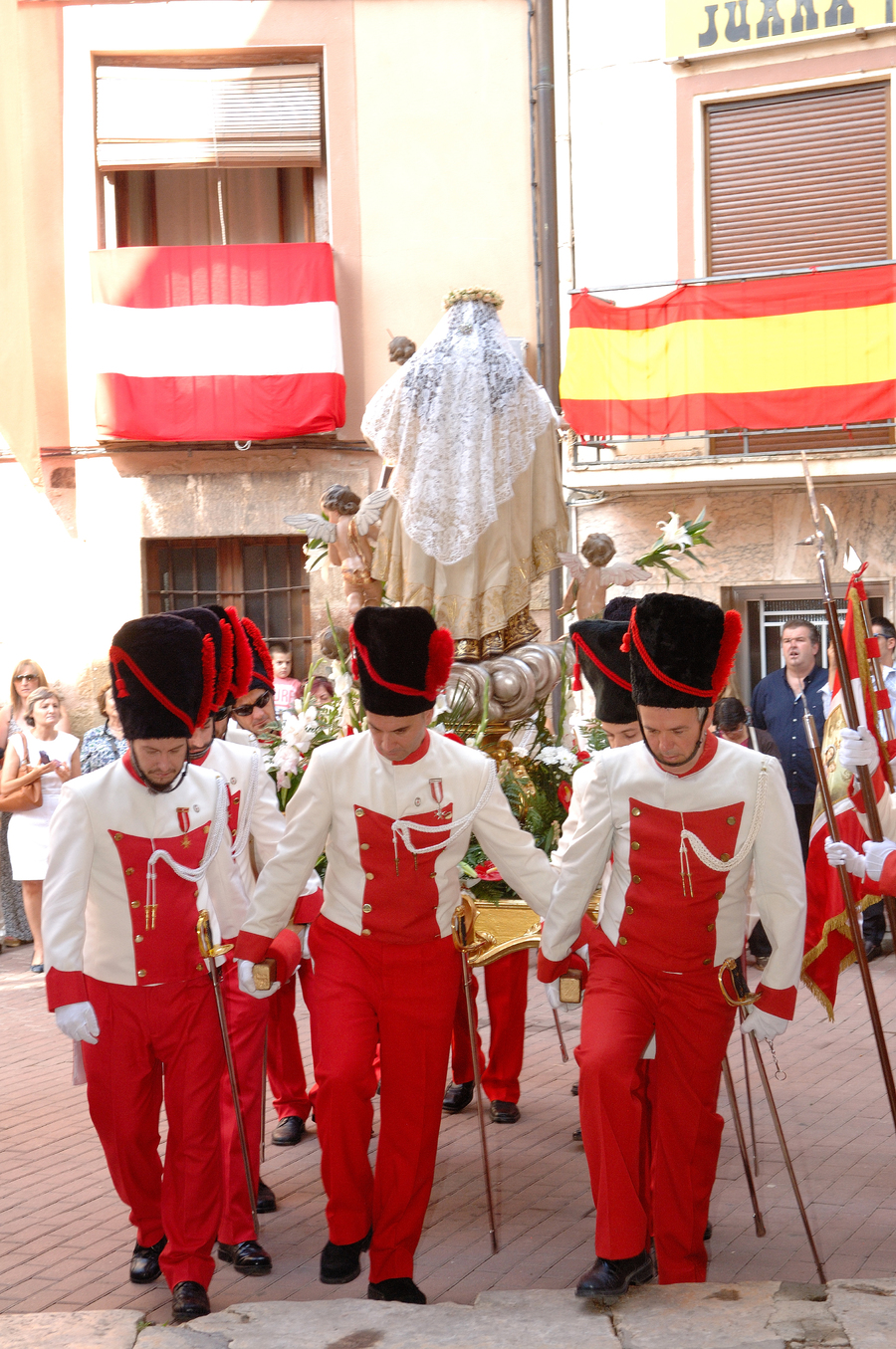 ../Bilder/2015/08/22/ElCarmenCoronacion1036/Fotos/Coronación_020.jpg