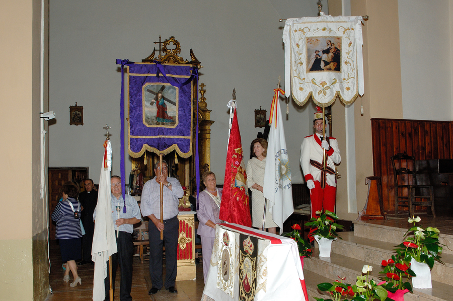 ../Bilder/2015/08/22/ElCarmenCoronacion1036/Fotos/Coronación_022.jpg
