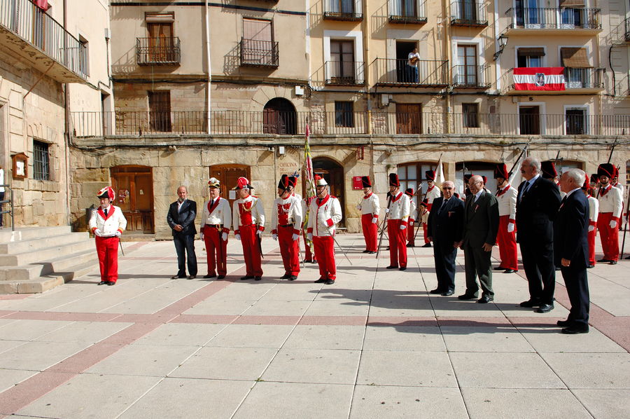 ../Bilder/2015/08/22/ElCarmenCoronacion1036/Fotos/Coronación_045.jpg