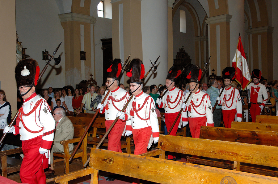 ../Bilder/2015/08/22/ElCarmenCoronacion1036/Fotos/Coronación_050.jpg