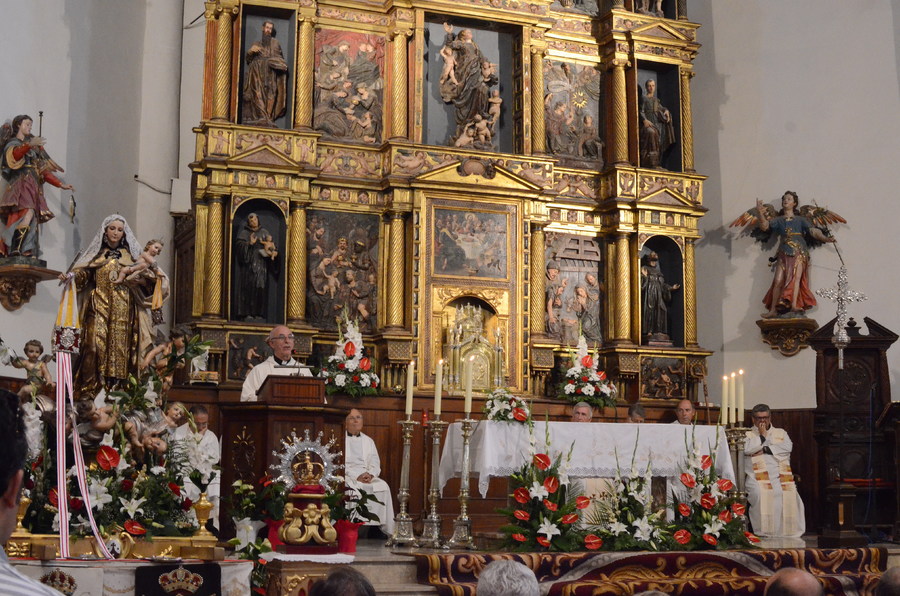../Bilder/2015/08/22/ElCarmenCoronacion1128/Fotos/LMS_4398.JPG