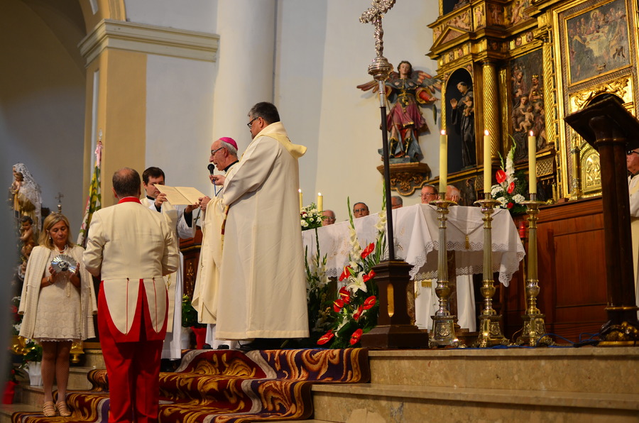 ../Bilder/2015/08/22/ElCarmenCoronacion1128/Fotos/LMS_4402.JPG