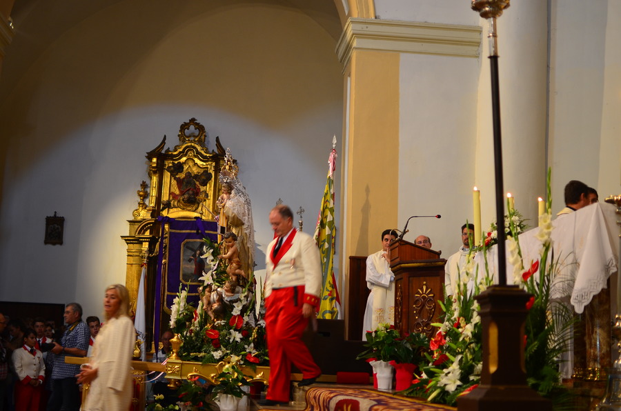 ../Bilder/2015/08/22/ElCarmenCoronacion1128/Fotos/LMS_4414.JPG