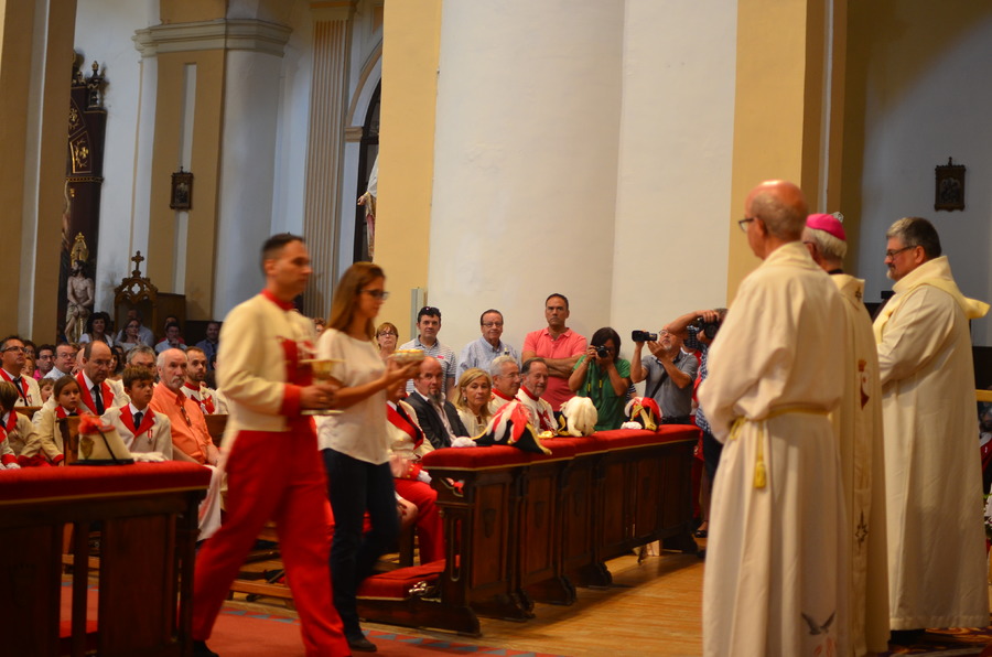 ../Bilder/2015/08/22/ElCarmenCoronacion1128/Fotos/LMS_4427.JPG