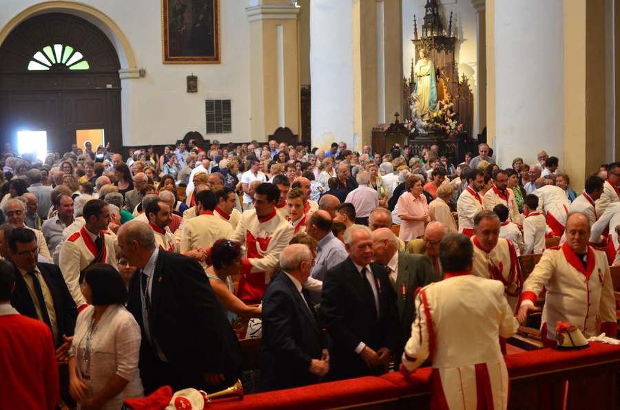 ../Bilder/2015/08/22/ElCarmenCoronacion1128/Fotos/LMS_4449.JPG