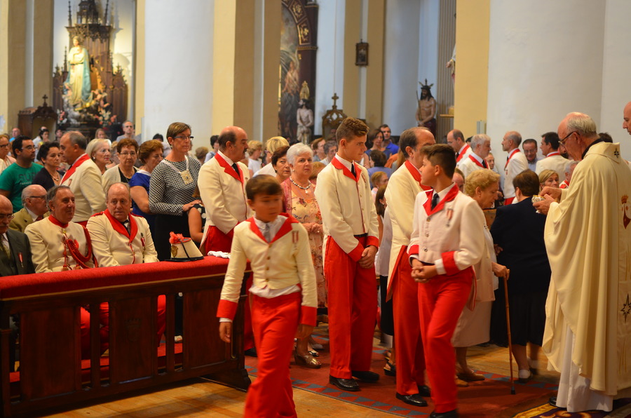../Bilder/2015/08/22/ElCarmenCoronacion1128/Fotos/LMS_4461.JPG
