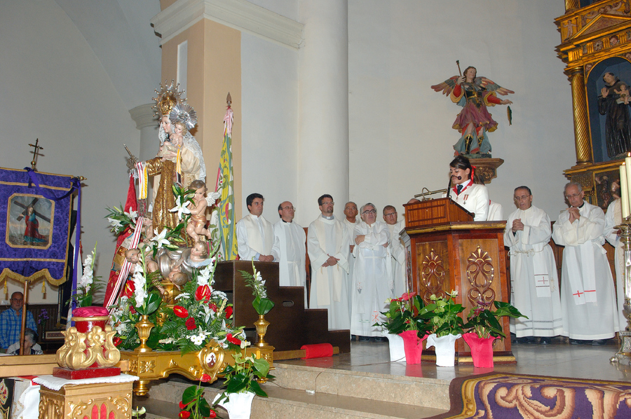 ../Bilder/2015/08/22/ElCarmenCoronacion1148/Fotos/Coronación_116.jpg