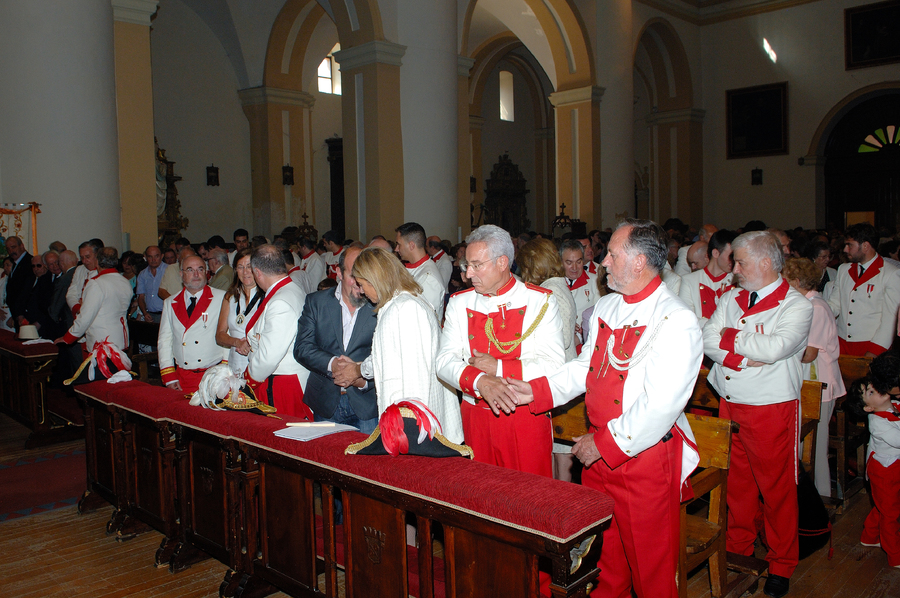 ../Bilder/2015/08/22/ElCarmenCoronacion1148/Fotos/Coronación_129.jpg