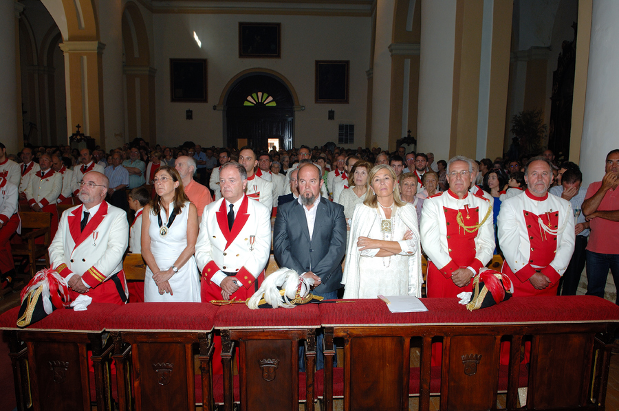 ../Bilder/2015/08/22/ElCarmenCoronacion1148/Fotos/Coronación_131.jpg