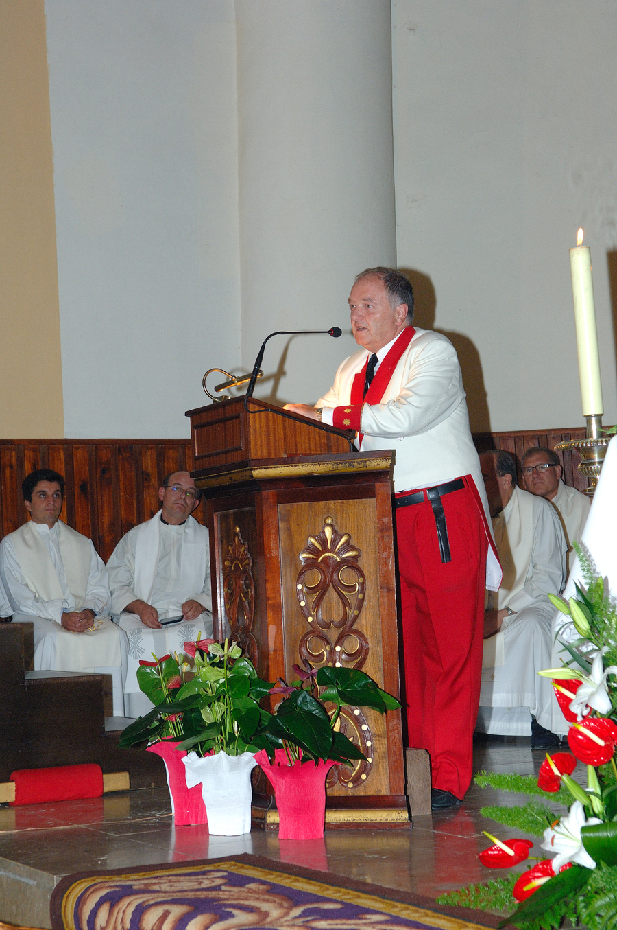 ../Bilder/2015/08/22/ElCarmenCoronacion1148/Fotos/Coronación_140.jpg