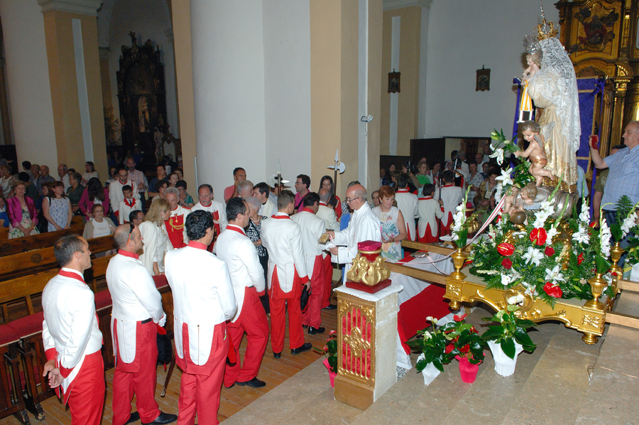 ../Bilder/2015/08/22/ElCarmenCoronacion1148/Fotos/Coronación_172.jpg