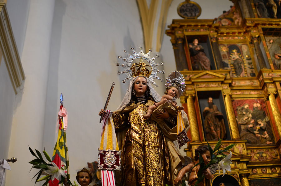 ../Bilder/2015/08/22/ElCarmenCoronacion1223/Fotos/LMS_4502.JPG