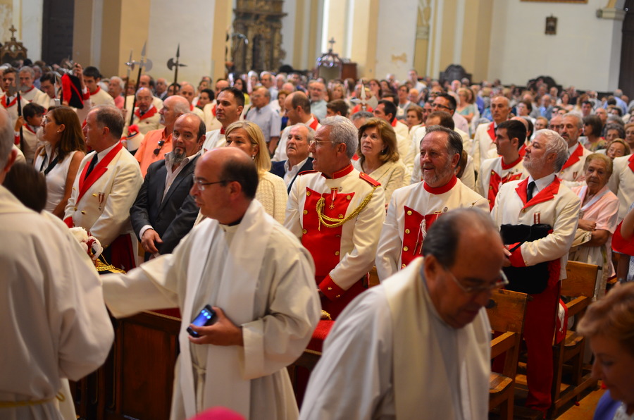 ../Bilder/2015/08/22/ElCarmenCoronacion1223/Fotos/LMS_4503.JPG