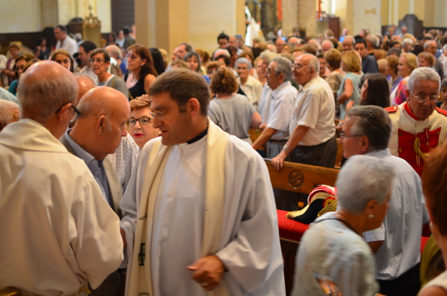 ../Bilder/2015/08/22/ElCarmenCoronacion1223/Fotos/LMS_4536.JPG