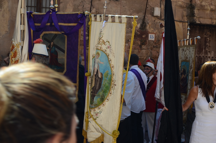 ../Bilder/2015/08/22/ElCarmenCoronacion1223/Fotos/LMS_4540.JPG