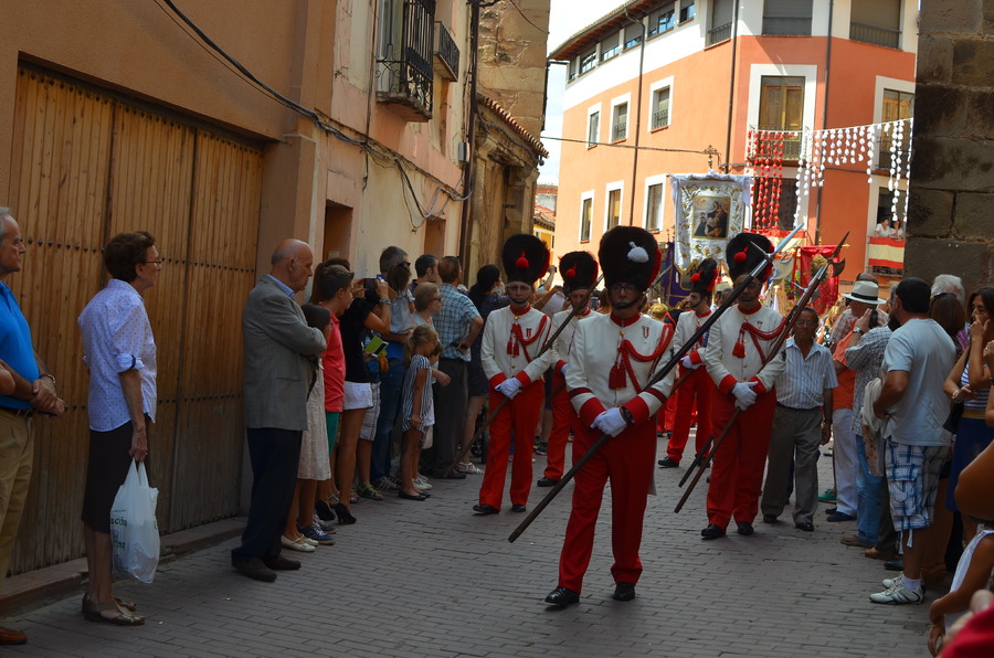 ../Bilder/2015/08/22/ElCarmenCoronacion1223/Fotos/LMS_4548.JPG