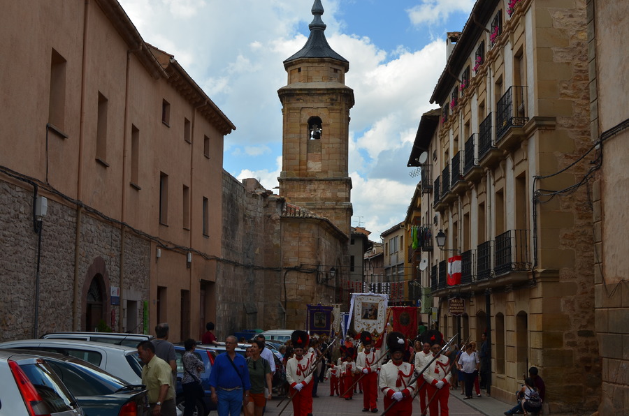 ../Bilder/2015/08/22/ElCarmenCoronacion1223/Fotos/LMS_4564.JPG