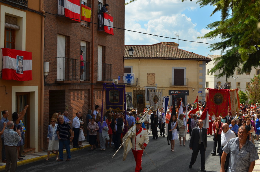 ../Bilder/2015/08/22/ElCarmenCoronacion1223/Fotos/LMS_4579.JPG