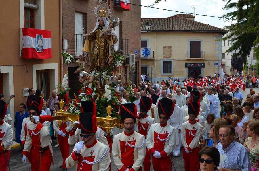 ../Bilder/2015/08/22/ElCarmenCoronacion1223/Fotos/LMS_4586.JPG
