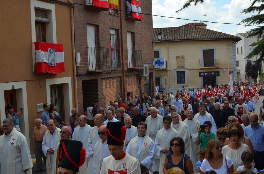 ../Bilder/2015/08/22/ElCarmenCoronacion1223/Fotos/LMS_4587.JPG