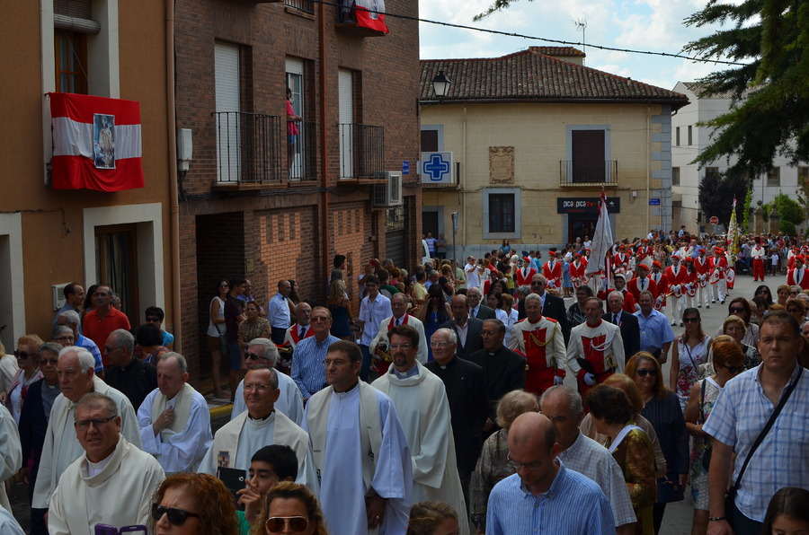 ../Bilder/2015/08/22/ElCarmenCoronacion1223/Fotos/LMS_4588.JPG