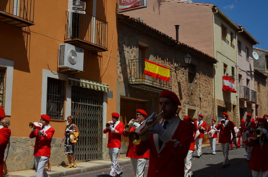 ../Bilder/2015/08/22/ElCarmenCoronacion1223/Fotos/LMS_4636.JPG