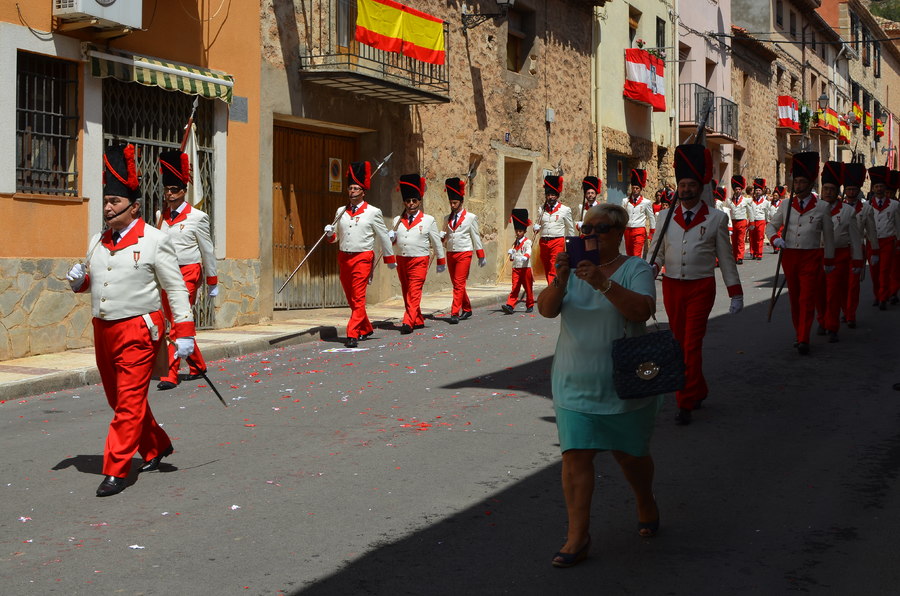 ../Bilder/2015/08/22/ElCarmenCoronacion1223/Fotos/LMS_4647.JPG