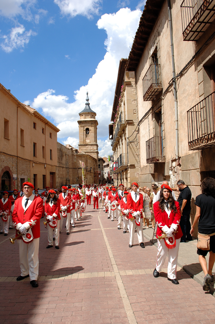 ../Bilder/2015/08/22/ElCarmenCoronacion1307/Fotos/Coronación_243.jpg