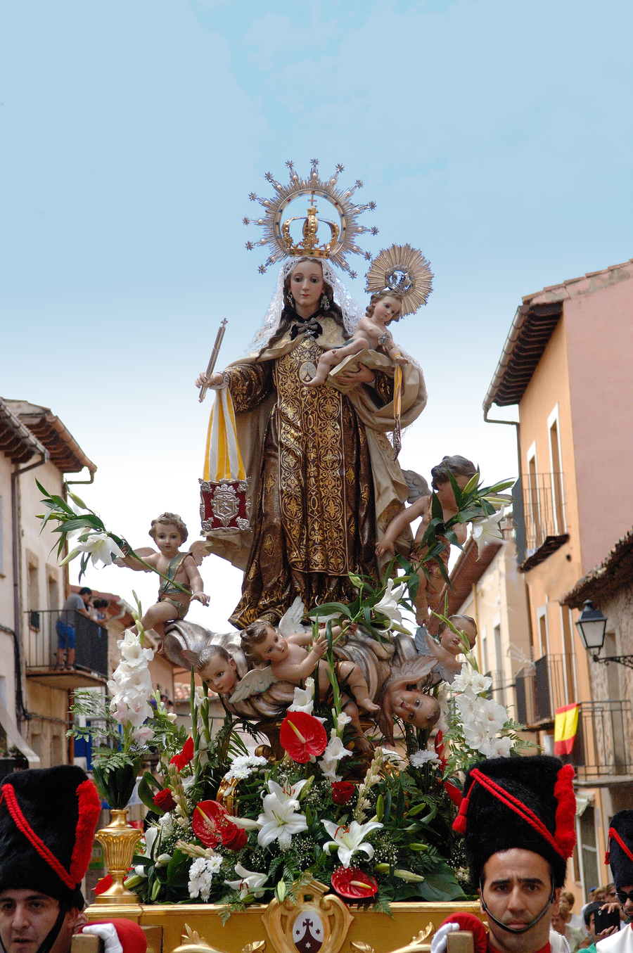 ../Bilder/2015/08/22/ElCarmenCoronacion1307/Fotos/Coronación_263.jpg