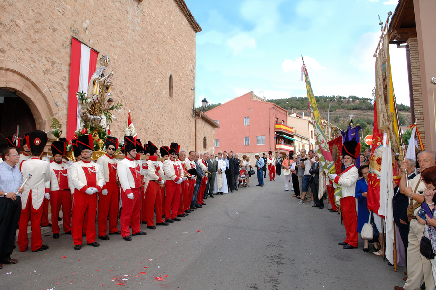 ../Bilder/2015/08/22/ElCarmenCoronacion1307/Fotos/Coronación_271.jpg