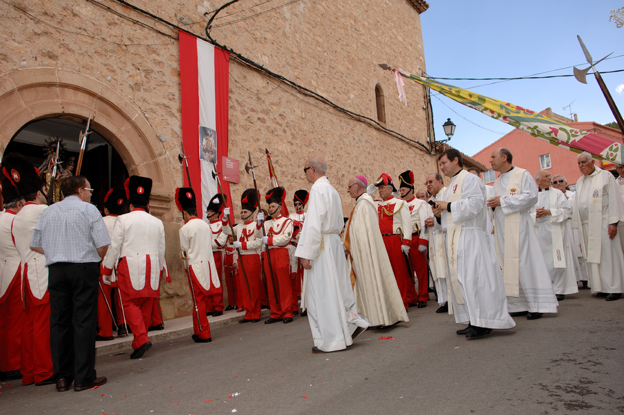 ../Bilder/2015/08/22/ElCarmenCoronacion1307/Fotos/Coronación_279.jpg